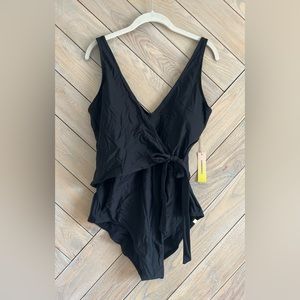 NWT | Summersalt - The Perfect Wrap One-Piece Swimsuit (Long Torso) | Black - 14